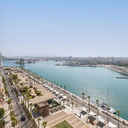 Luxury Beach/port Apartment Malaga